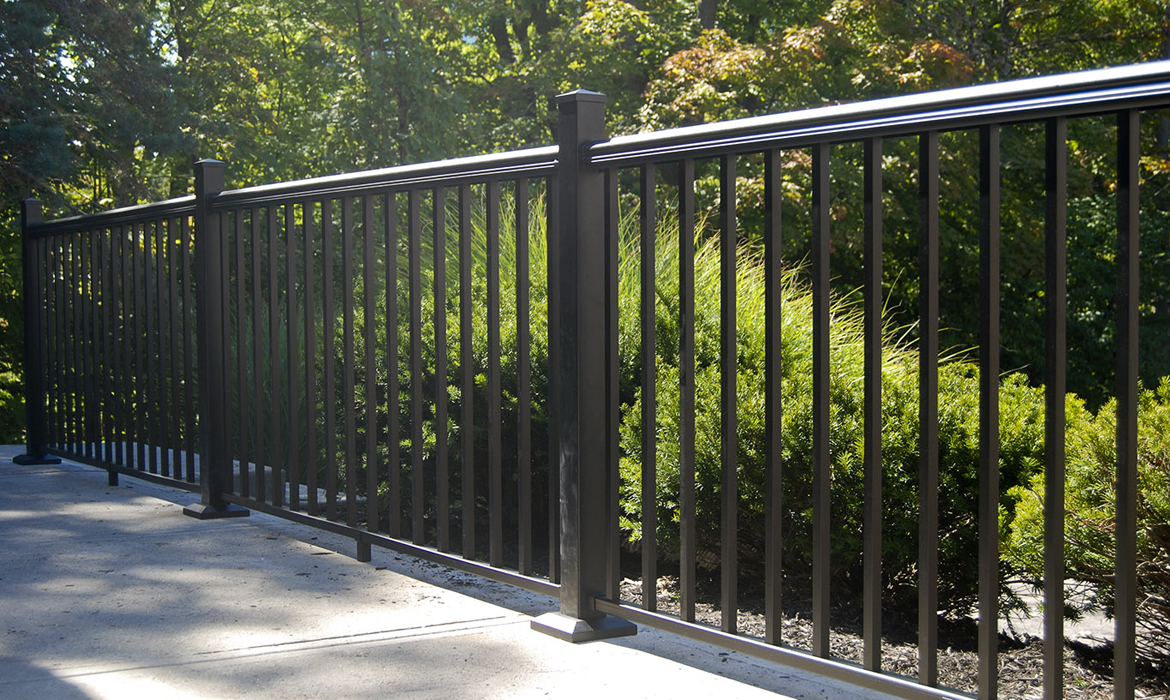 rdi-railings-asheville-deck